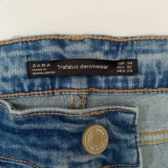 Zara Embroidered Damaged Skinny Jeans Women’s size 02 - Picture 10 of 12